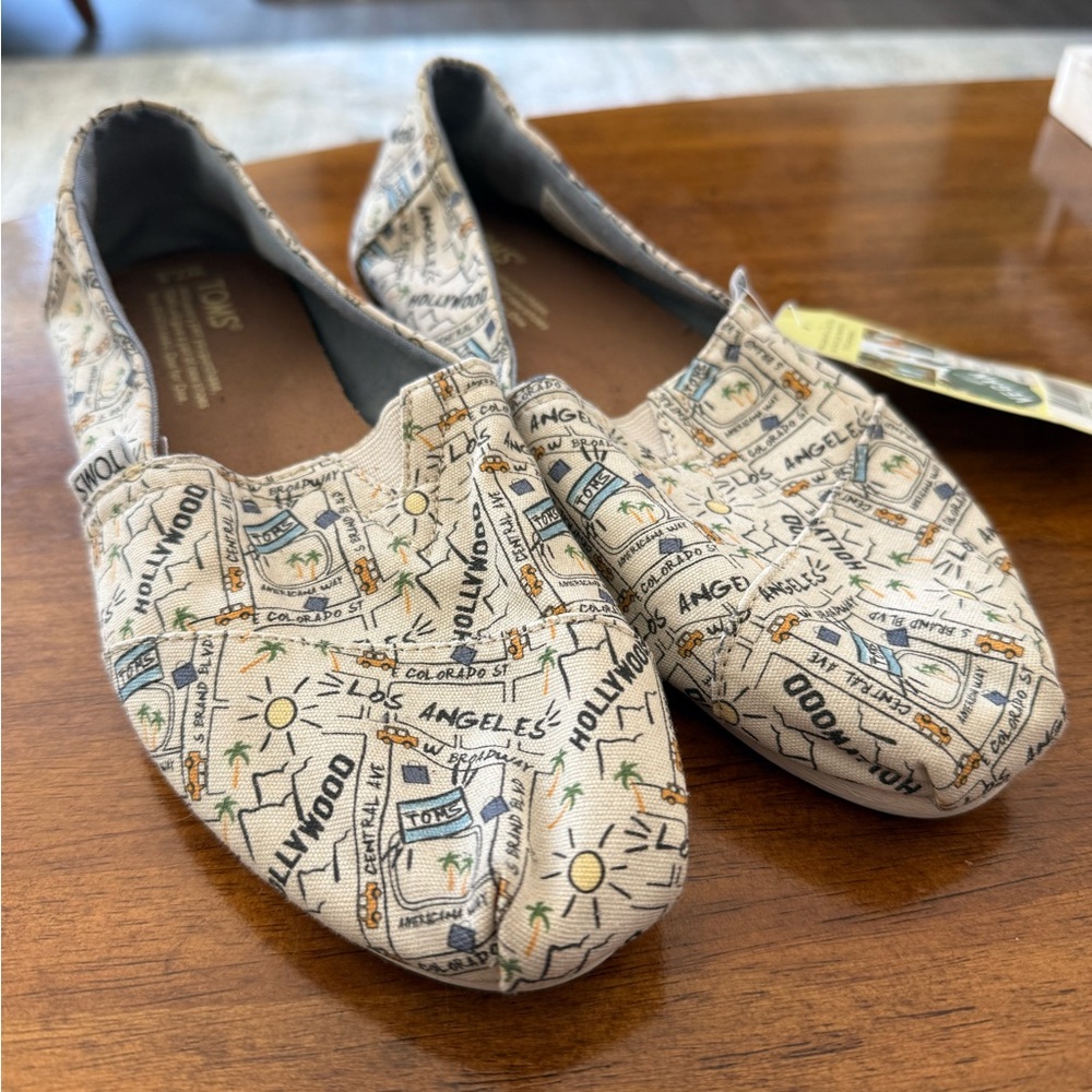 Tom’s Los Angeles Shoes